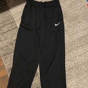 Nike Men’s Athletic Pants (Large)